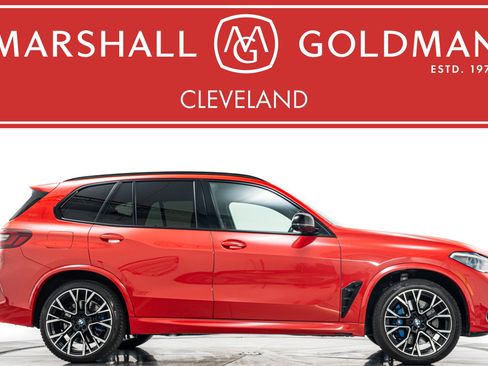 Used 2021 BMW X5 M AWD/4WD image 1