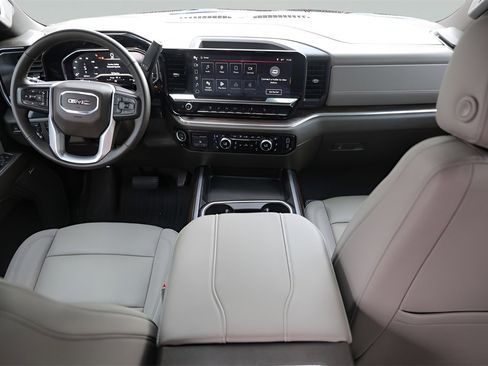 Used 2024 GMC Sierra 3500 SLT w/ SLT Premium Package image 26