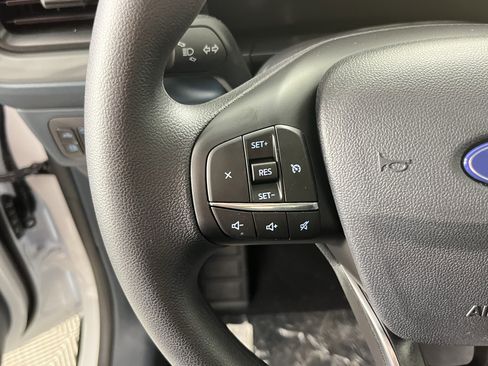 New 2025 Ford Maverick XL w/ Equipment Group 101A image 19