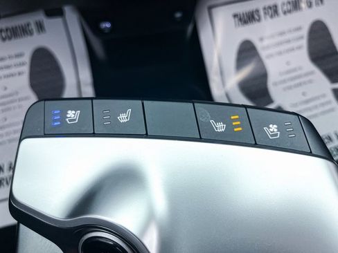 Used 2022 Kia EV6 Wind image 26