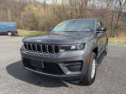 Used 2025 Jeep Grand Cherokee Laredo w/ Luxury Tech Group I
