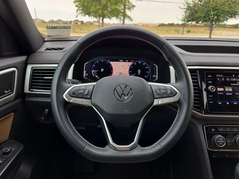 Used 2021 Volkswagen Atlas Cross Sport SEL Premium AWD/4WD image 22