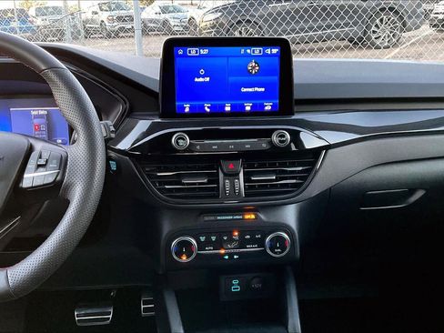 Certified 2023 Ford Escape ST-Line image 6