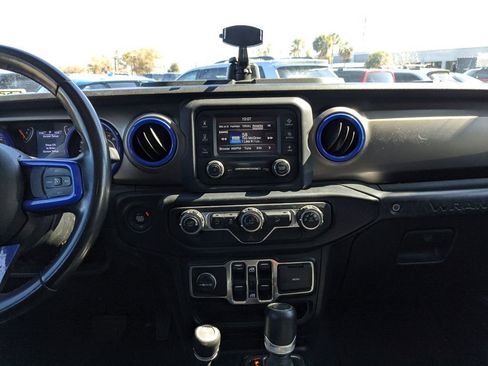 Used 2020 Jeep Wrangler Unlimited Sport image 15