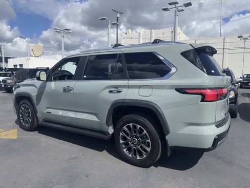 Used 2024 Toyota Sequoia Limited w/ Tow Technology Package image 9