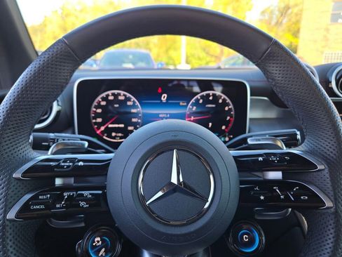 Used 2025 Mercedes-Benz GLC 43 AMG 4MATIC image 39