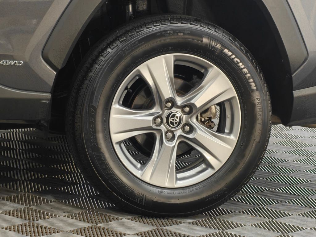 Used 2024 Toyota RAV4 XLE w/ Convenience Package AWD/4WD image 43