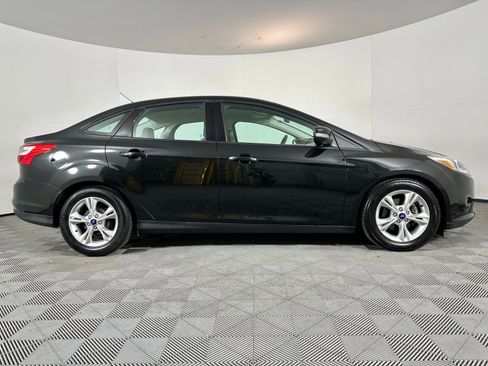 Used 2014 Ford Focus SE image 24