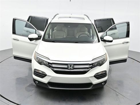 Used 2016 Honda Pilot Touring image 50