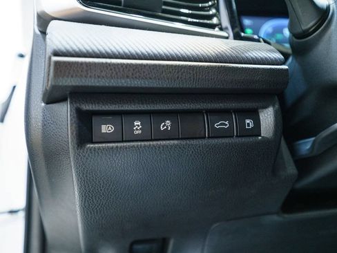 Used 2025 Toyota Camry SE w/ Convenience Package AWD/4WD image 21
