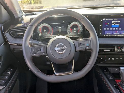 New 2026 Nissan Kicks SR w/ SR Premium Package AWD/4WD image 8