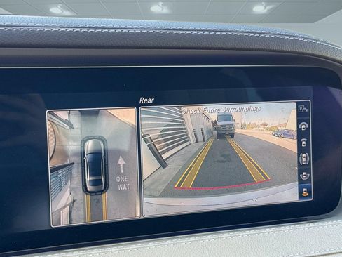 Used 2019 Mercedes-Benz S 560 Sedan image 27