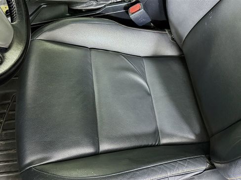 Used 2016 Toyota RAV4 SE w/ Advanced Technology Package image 19