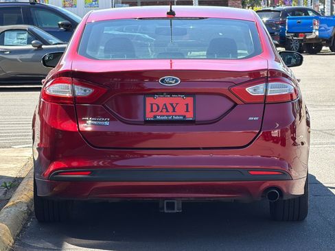 Used 2015 Ford Fusion Energi SE FWD image 6