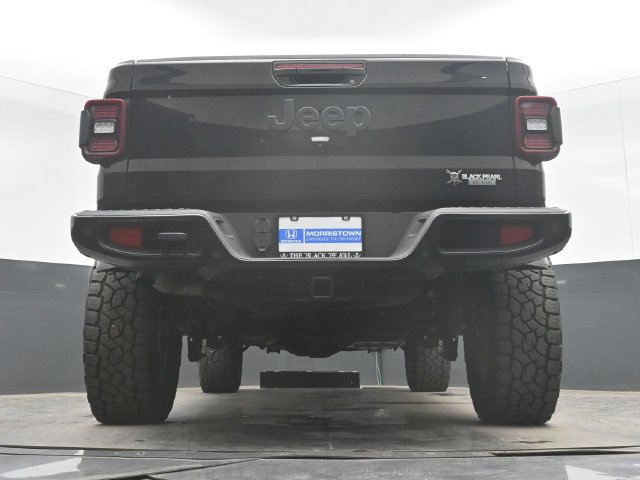 Used 2023 Jeep Gladiator Overland AWD/4WD image 34