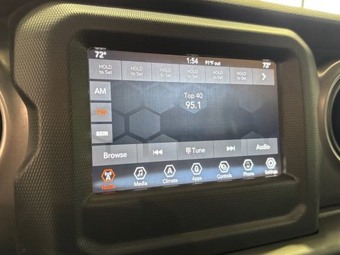 Used 2021 Jeep Wrangler Unlimited Sport image 39