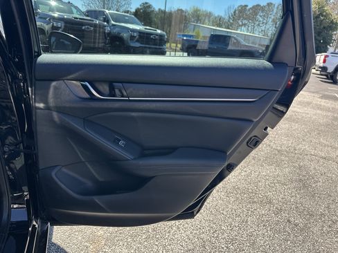 Used 2022 Honda Accord Sport Special Edition image 17