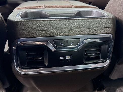 Used 2023 GMC Sierra 1500 Denali AWD/4WD image 23