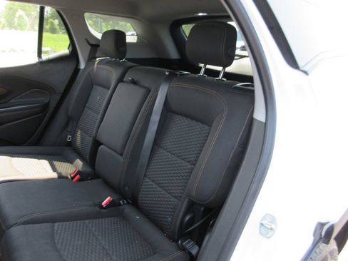 Used 2020 GMC Terrain SLE w/ Driver Convenience Package FWD image 19