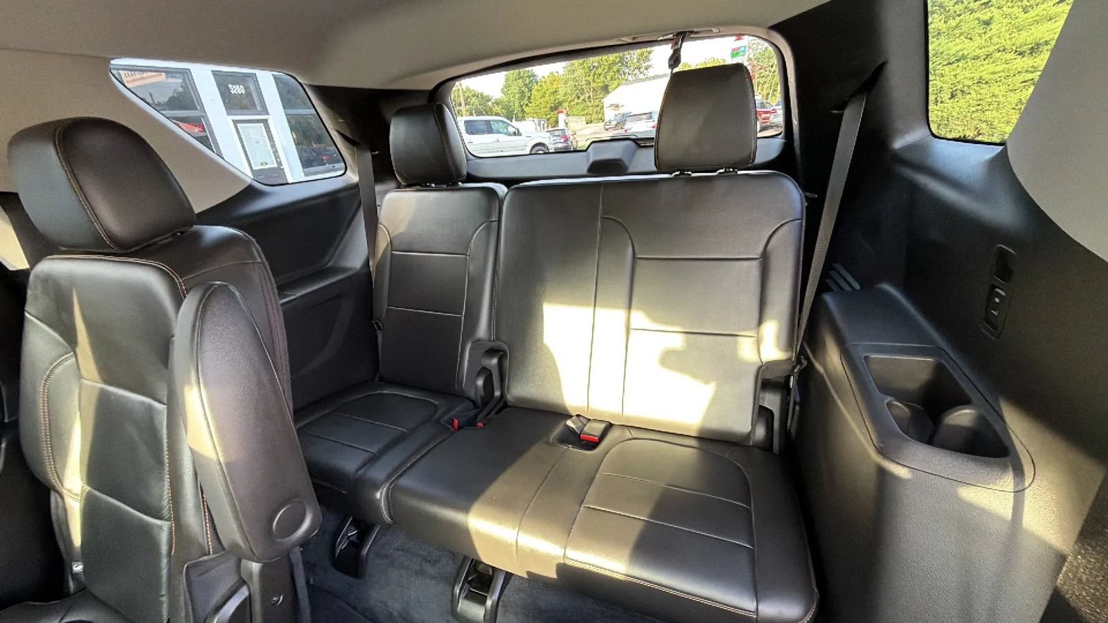Used 2021 Chevrolet Traverse LT AWD/4WD image 42