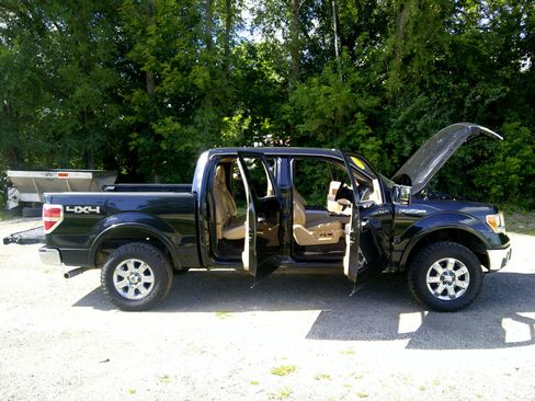 Used 2013 Ford F150 Lariat w/ Lariat Chrome Pkg image 43