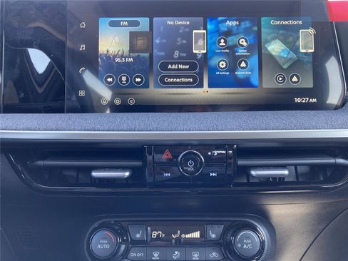 New 2026 Nissan Kicks SV w/ SV Premium Package image 14