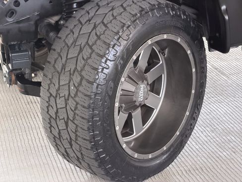 Used 2015 Ford F150 XLT AWD/4WD image 15