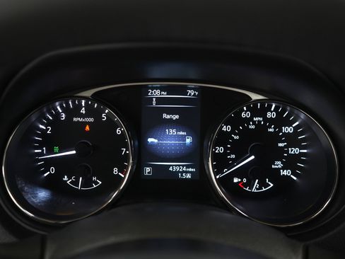 Used 2014 Nissan Rogue SL w/ SL Premium Package AWD/4WD image 24