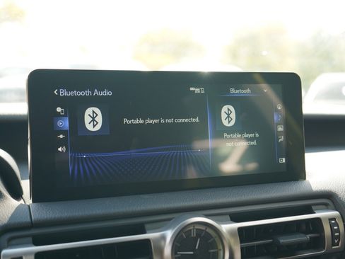 Used 2022 Lexus IS 350 F Sport image 32