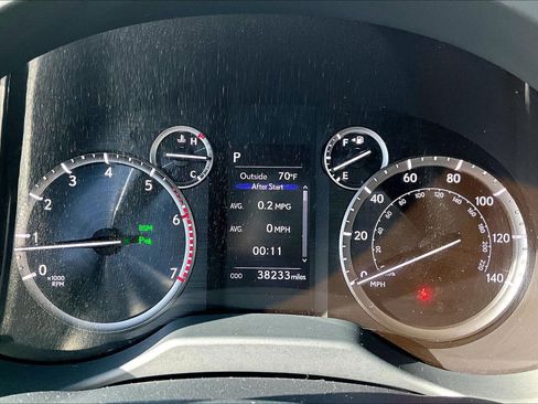 Used 2023 Lexus GX 460 Premium w/ Premium Package AWD/4WD image 20