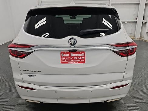 Used 2020 Buick Enclave Avenir w/ Avenir Technology Package FWD image 8