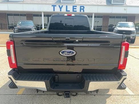 Used 2025 Ford F450 Lariat w/ Lariat Ultimate Package image 6