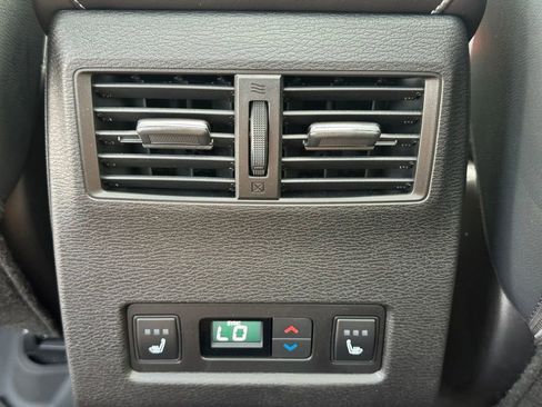 New 2026 Mitsubishi Outlander SEL FWD image 23