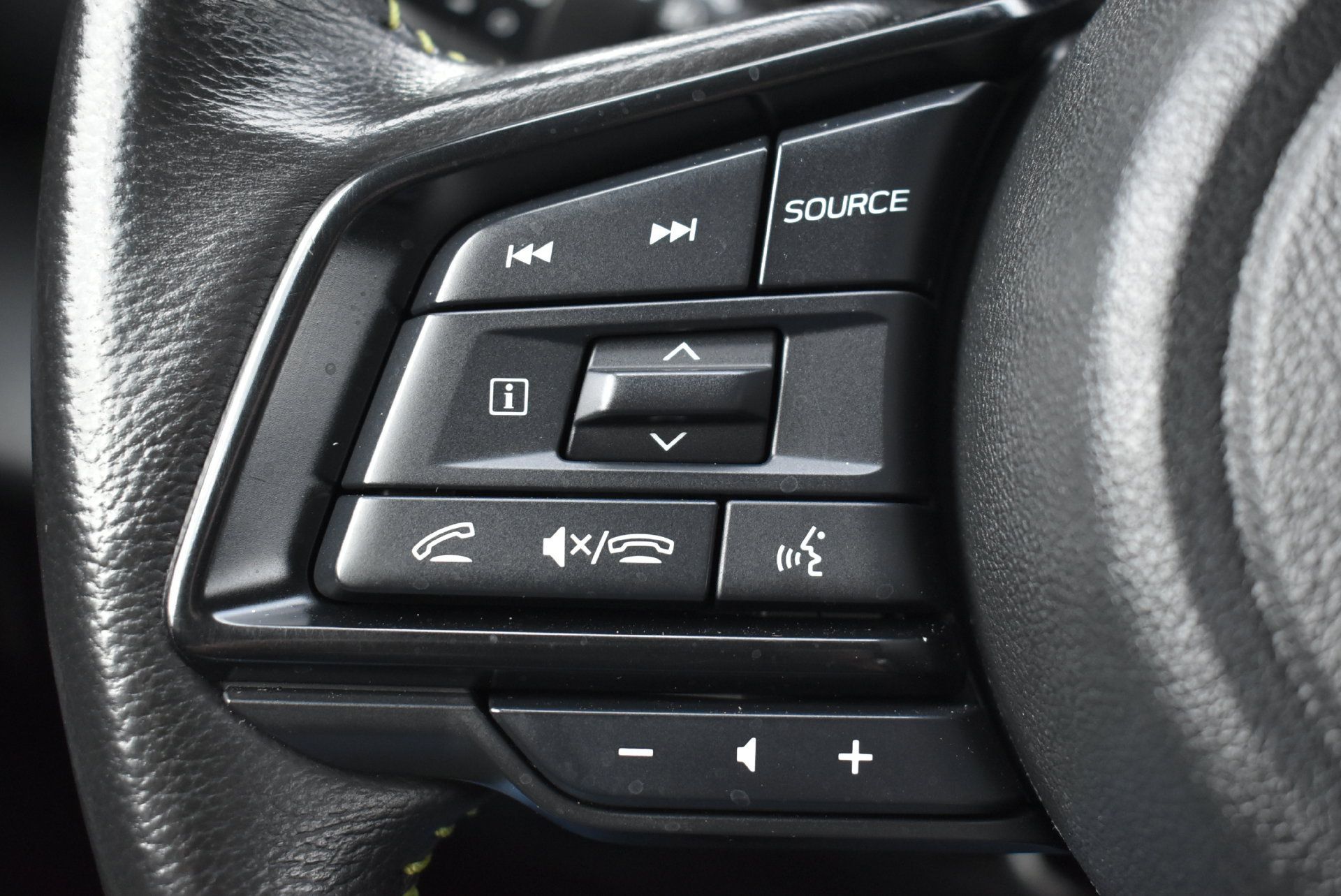Used 2023 Subaru Ascent Onyx Edition Limited AWD/4WD image 18