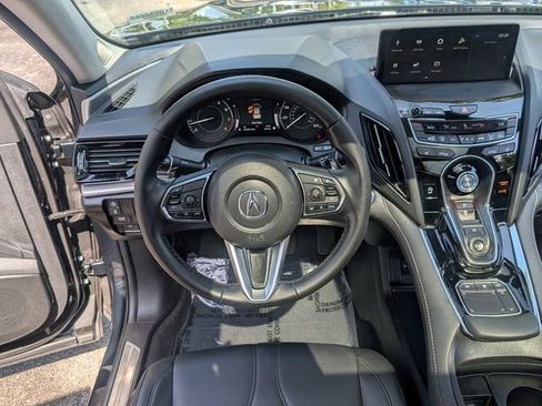 Used 2024 Acura RDX SH-AWD image 12