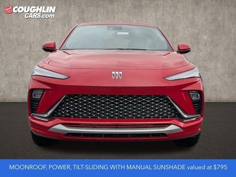 New 2026 Buick Envista Avenir image 2