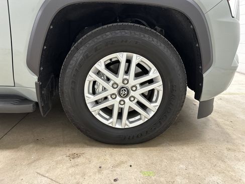Used 2025 Toyota Sequoia SR5 w/ SR5 Premium Package AWD/4WD image 13