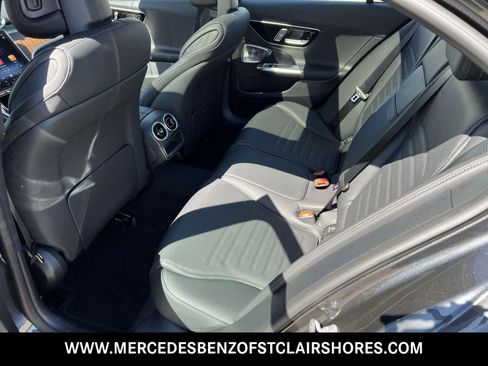 Used 2025 Mercedes-Benz C 300 4MATIC Sedan image 14