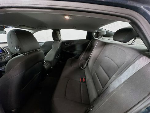 Used 2021 Chevrolet Malibu RS image 22