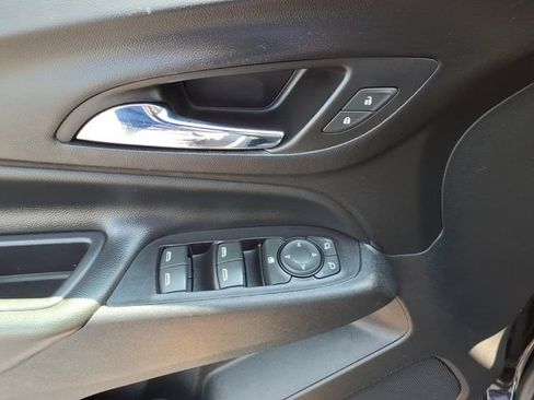 Used 2020 Chevrolet Equinox LT AWD/4WD image 27