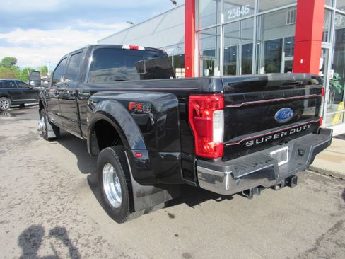 Used 2019 Ford F350 Lariat w/ Lariat Ultimate Package AWD/4WD image 7