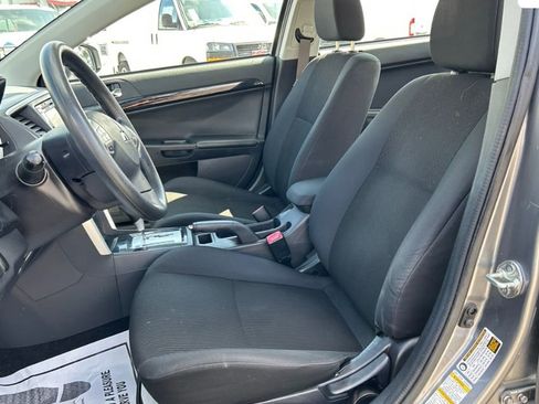 Used 2017 Mitsubishi Lancer Sedan image 7