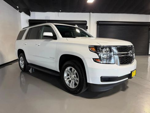 Used 2017 Chevrolet Tahoe LT w/ Max Trailering Package AWD/4WD image 3