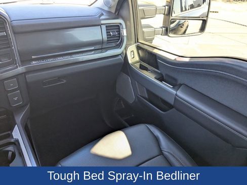 Certified 2024 Ford F250 Lariat w/ Lariat Ultimate Package image 21