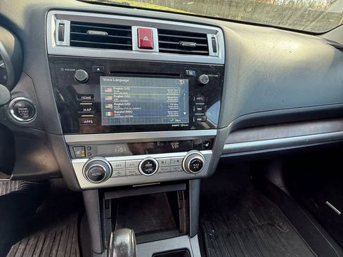 Used 2016 Subaru Outback 3.6R Limited image 6