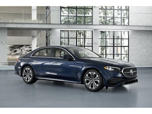 New 2026 Mercedes-Benz E 350 4MATIC Sedan image 12