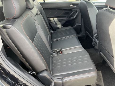 Used 2024 Volkswagen Tiguan Wolfsburg Edition image 36