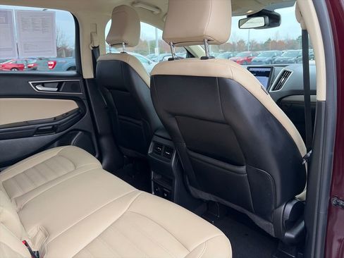Used 2023 Ford Edge SEL w/ Convenience Package image 28