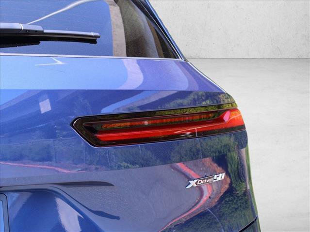 Certified 2023 BMW iX xDrive50 AWD/4WD image 8