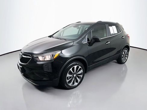 Used 2021 Buick Encore Preferred image 3